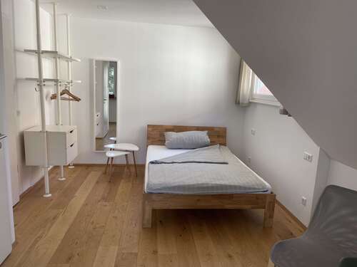 Foto - Wohnen auf Zeit in Stuttgart - Obertürkheim 1.150,00 €