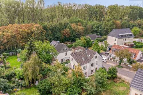 Foto - Haus zum Kaufen in Düsseldorf 420.000,00 € 127.45 m²