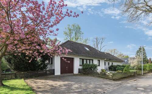 Foto - Haus zum Kaufen in Wedel 1.195.000,00 € 191 m²