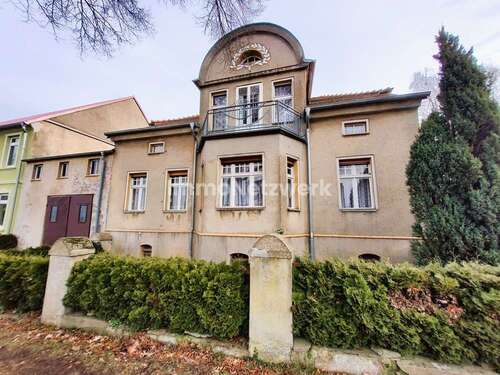 Foto - Haus zum Kaufen in WittstockDosse Freyenstein Freyenstein 180.000,00 € 190 m²