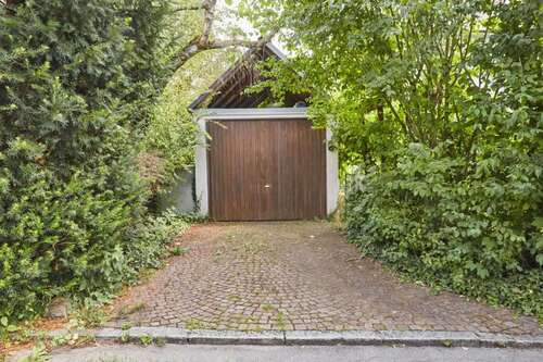 Foto - Haus zum Kaufen in Gröbenzell 840.000,00 € 194 m²