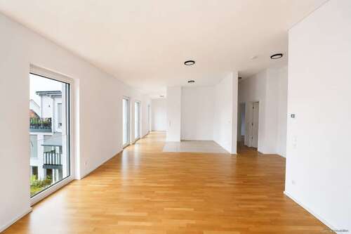 Foto - Wohnung zum Mieten in Seeheim 2.350,00 € 170 m²