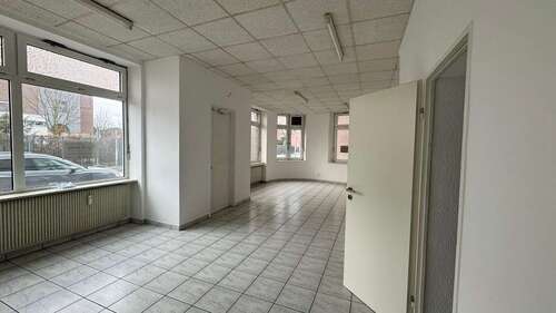 Foto - Einzelhandel in Oberhausen 700,00 € 100 m²