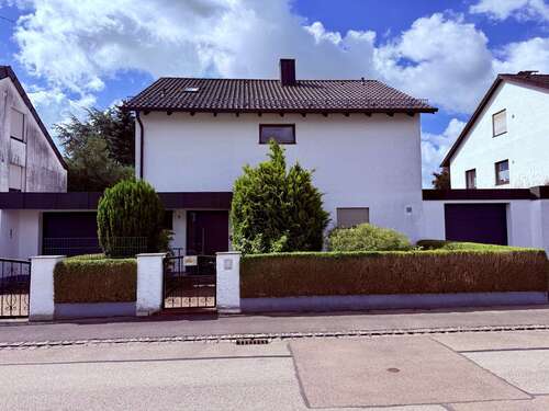Foto - Haus zum Kaufen in Gersthofen 695.000,00 € 160 m²