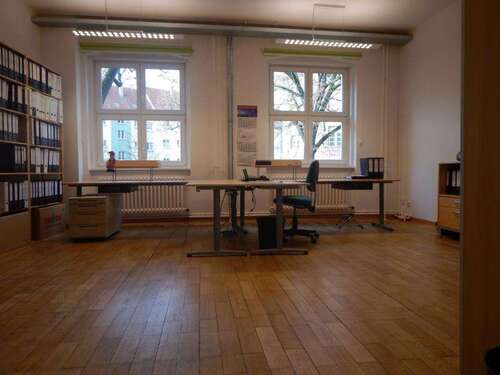 Foto - Büro in Berlin 682,00 € 45 m² - 682,00&nbsp;EUR Kaltmiete, ca.&nbsp; 45,00&nbsp;m&sup2;