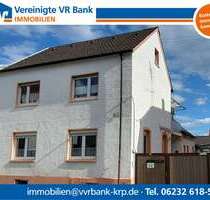 Haus zum Kaufen in Lingenfeld 429.000,00 € 218 m²