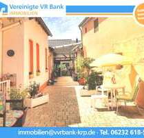 Haus zum Kaufen in Lingenfeld 495.000,00 € 218 m²