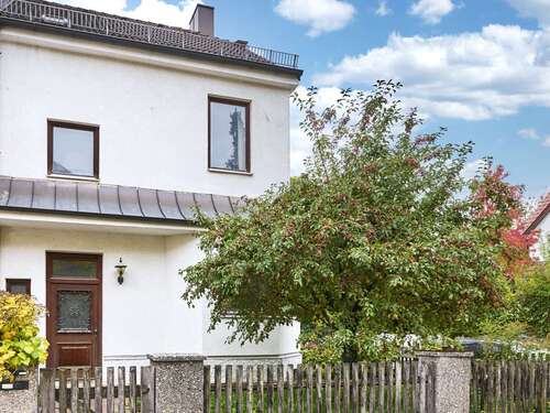 Foto - Haus zum Kaufen in München 1.199.000,00 € 211 m²