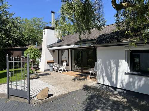 Foto - Haus zum Mieten in Langenfeld 2.490,00 € 166 m²