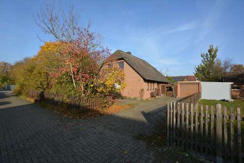 Foto - Haus zum Kaufen in Adelheidsdorf 279.000,00 € 146 m²