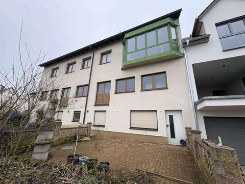 Foto - Haus zum Kaufen in Bergrheinfeld 289.000,00 € 150 m²