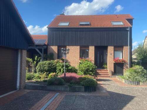 Foto - Haus zum Kaufen in Garbsen 579.900,00 € 159.59 m²