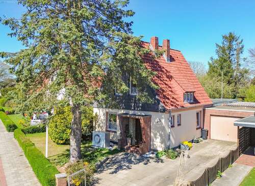 Foto - Haus zum Kaufen in Bremerhaven 209.000,00 € 120 m²