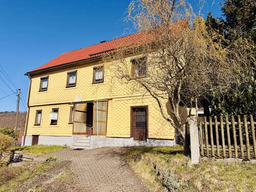 Foto - Haus zum Kaufen in Zella-Mehlis 89.000,00 € 131 m²