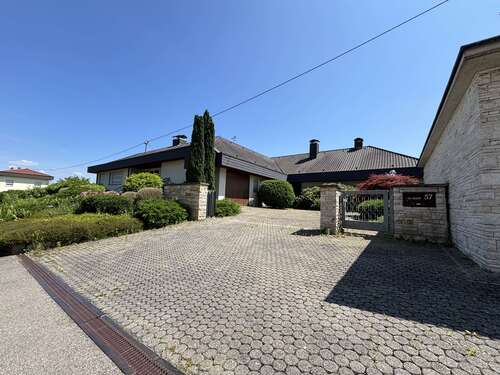 Foto - Haus zum Kaufen in Backnang 1.480.000,00 € 415 m²