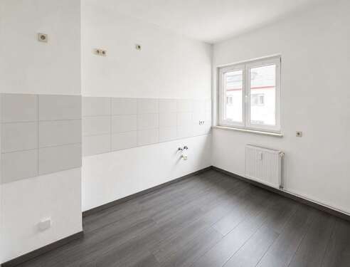 Foto - Wohnung zum Mieten in Bitterfeld-Wolfen, OT Bitterfeld 491,40 € 70.2 m²