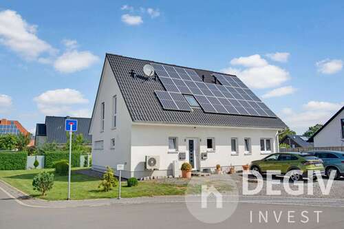 Foto - Haus zum Kaufen in Warburg 380.000,00 € 171 m²