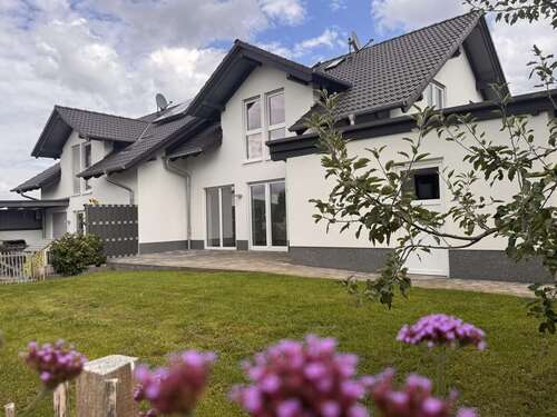Foto - Haus zum Kaufen in Habichtswald 500.000,00 € 120 m²