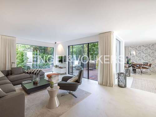 Foto - Haus zum Kaufen in Bad Homburg 1.880.000,00 € 222 m²