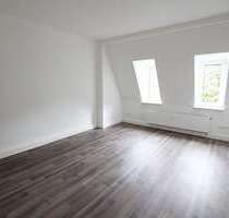 Wohnung zum Mieten in Aue 293,00 € 64.61 m²