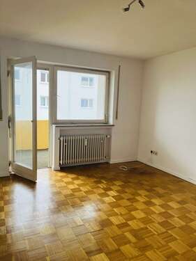 Foto - Wohnung zum Mieten in Königsbrunn 500,00 € 32 m²