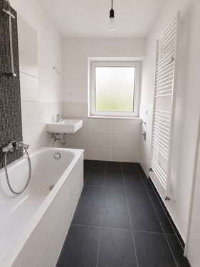 Foto - Wohnung zum Mieten in Wilhelmshaven 680,00 € 80.42 m²