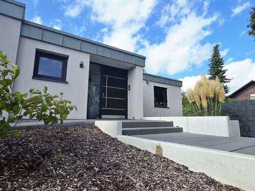 Foto - Haus zum Kaufen in Gensingen 1.130.000,00 € 300 m²