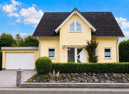 Foto - Haus zum Kaufen in Großostheim 595.000,00 € 156 m²