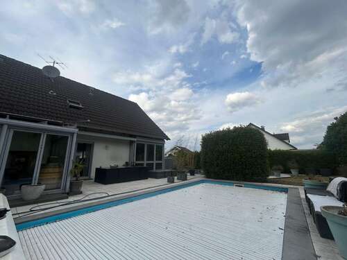 Foto - Haus zum Kaufen in Kamp-Lintfort 525.000,00 € 149 m²