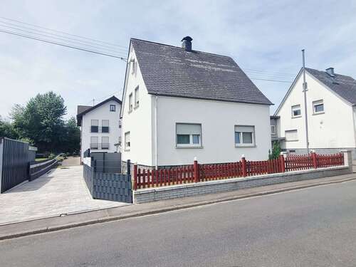 Foto - Haus zum Kaufen in Moschheim 165.000,00 € 100 m²