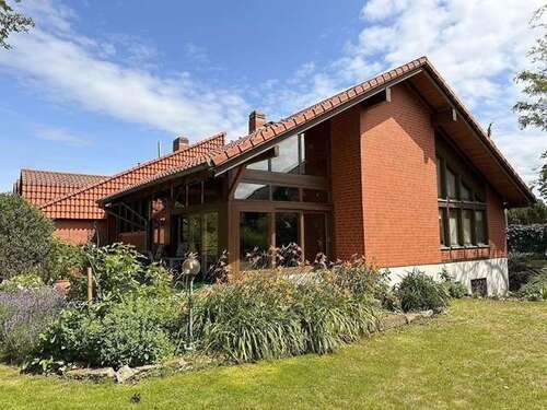 Foto - Haus zum Kaufen in Wolfsburg 815.000,00 € 486 m²