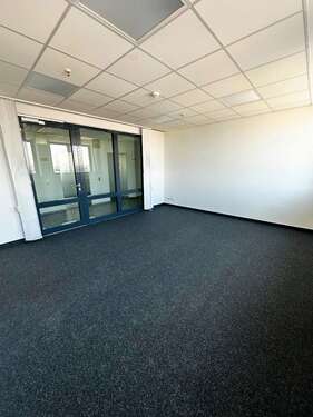 Foto - Büro in Düsseldorf 3.964,00 € 609 m²