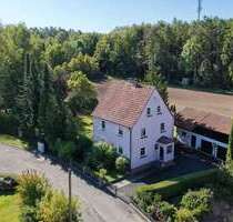 Haus zum Kaufen in Weidhausen bei Coburg Neuensorg 295.000,00 € 150 m² - Weidhausen bei Coburg / Neuensorg