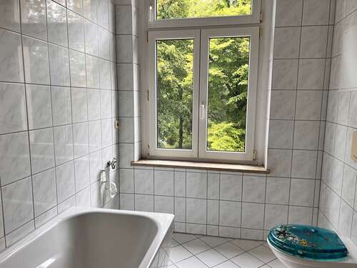 Foto - Wohnung zum Mieten in Plauen 300,00 € 77.69 m²