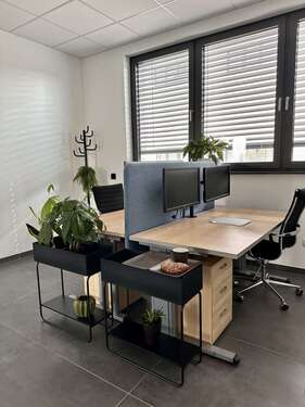 Foto - Büro in Brühl 1.450,00 € 38 m² - 1.450,00&nbsp;EUR Kaltmiete, ca.&nbsp; 38,00&nbsp;m&sup2;