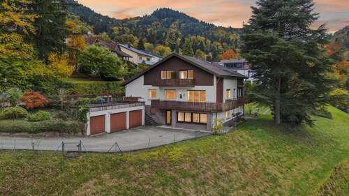 Foto - Haus zum Kaufen in Baden-Baden 1.190.000,00 € 378 m²