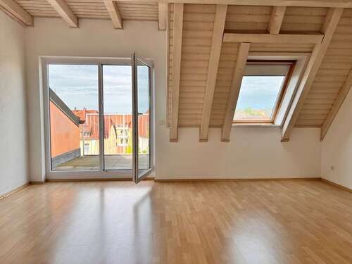 Foto - Wohnung zum Mieten in Zwickau 470,00 € 73.8 m²