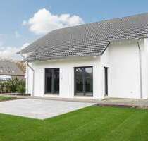 Haus zum Mieten in Brüggen 2.500,00 € 165 m²