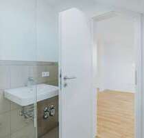 Wohnung zum Kaufen in Stuttgart 220.000,00 € 47.64 m²