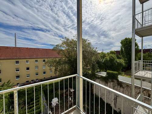 Foto - Wohnung zum Mieten in Halle 850,00 € 84 m²