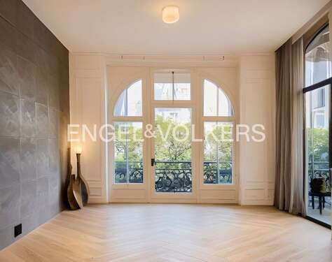 Foto - Wohnung zum Kaufen in Frankfurt am Main 1.890.000,00 € 221 m²