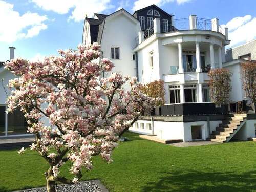 Foto - Wohnung zum Mieten in Mülheim 1.400,00 € 140 m²