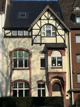 Foto - Haus zum Kaufen in Krefeld Cracau 997.000,00 € 277 m²