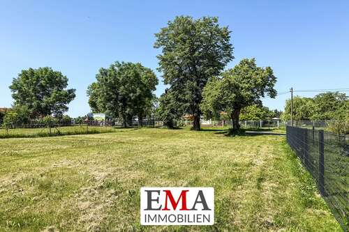 Foto - Grundstück zu verkaufen in Nauen 115.000,00 € 755 m²