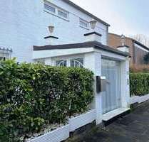 Haus zum Kaufen in Neuss 215.000,00 € 164 m²