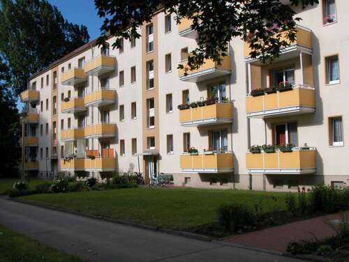 Foto - Wohnung zum Mieten in Braunsbedra 327,00 € 50.05 m²