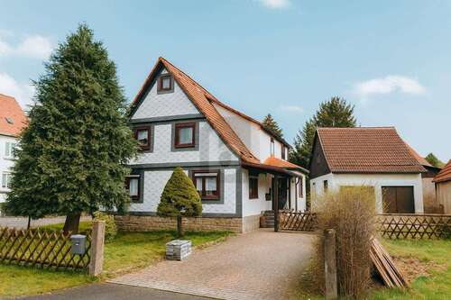 Foto - Haus zum Kaufen in Schleusingen 180.000,00 € 165 m²