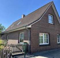 Haus zum Kaufen in Lunden 195.000,00 € 123.51 m²
