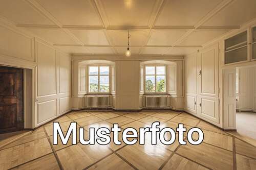 Foto - Haus zum Kaufen in Lübbecke 130.000,00 € 169 m²