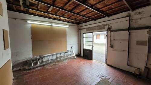 Foto - Halle in Rosenheim 225,00 € 27 m²